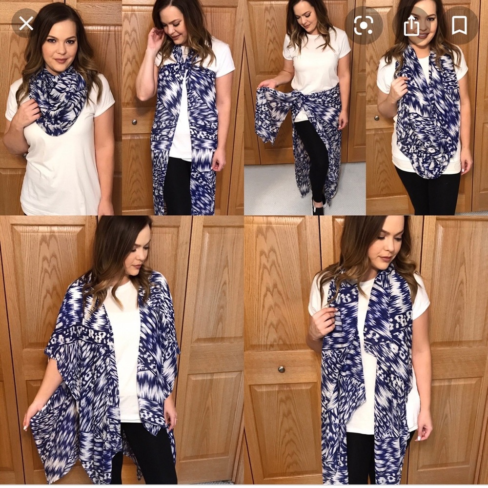 Michael Stars Ruana Scarf - Picture 3 of 4